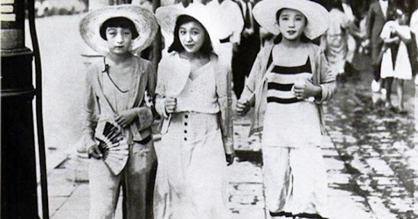 戦前の日本女性たちに流行したモダンガールファッション 今見ても古臭くないと話題に バズニュース速報