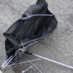 壊れた傘のオシャレで便利な使い道10選…天才的なアイディアだと話題に…